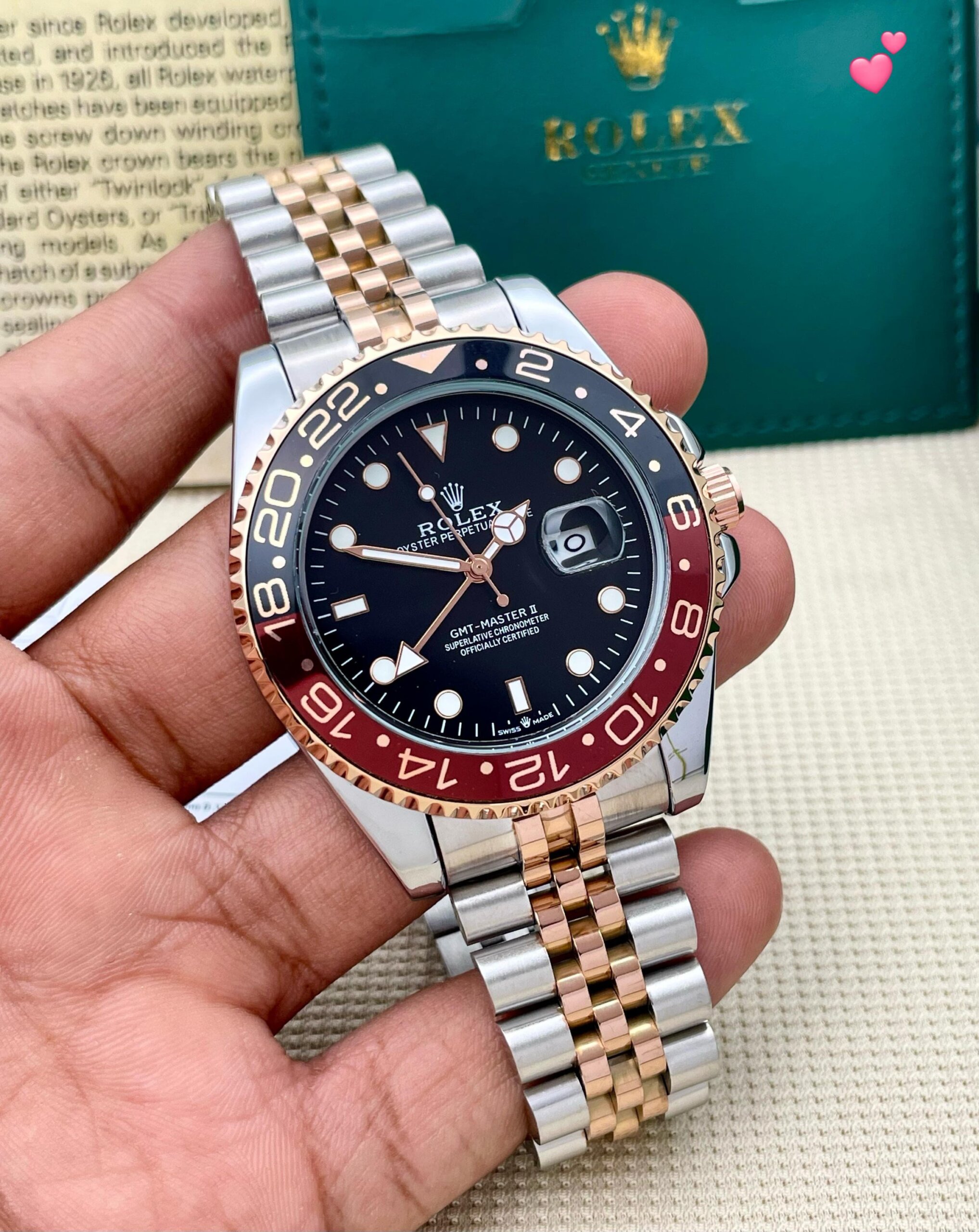 ROLEX GMT MATER 2 Quartz (4) Rolex GMT Master II Quartz First Copy Watch Close hand shot