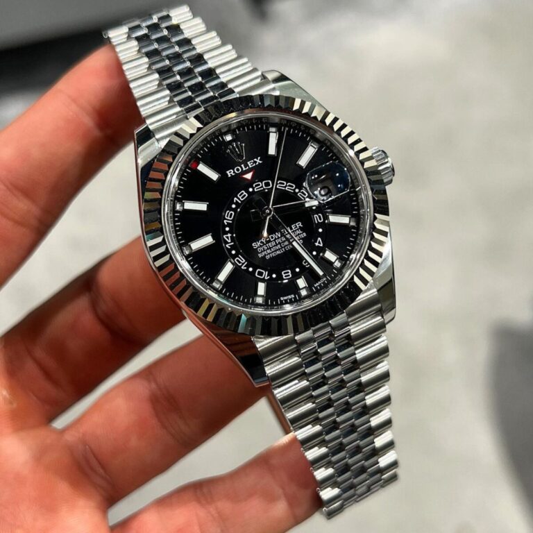 Rolex Sky-Dweller Black Dial Jubilee Bracelet 42 First Copy Watch
