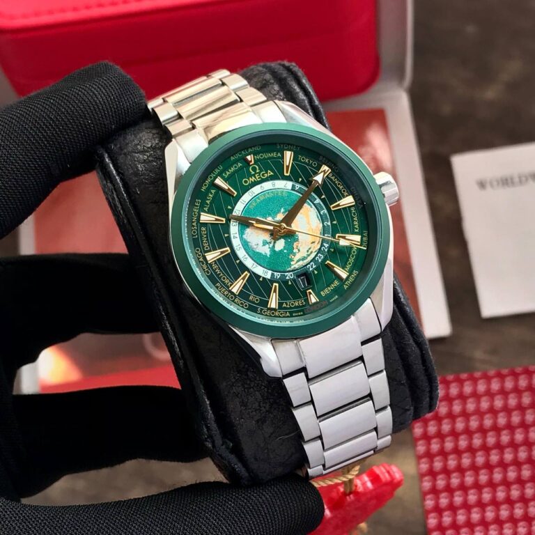 Omega Aqua Terra WorldMap Seamaster first copy men’s watch – green dial, stainless steel strap, automatic movement.
