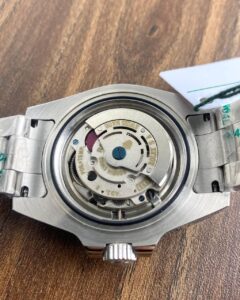 Back movement shot of Rolex Submarine Silver Bracelet Blue Dial 41 First Copy Watch