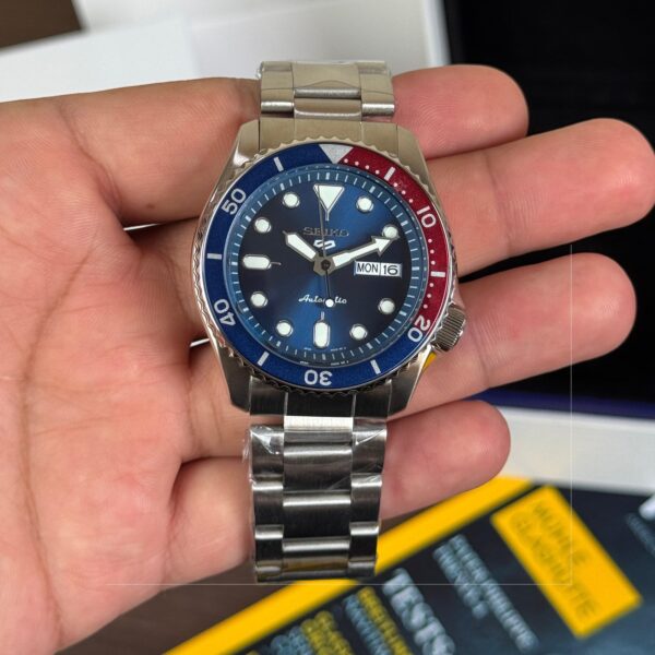 Seiko 5 Sports Pepsi Style First Copy Watch