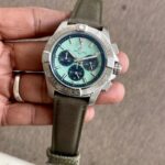 Breitling Avenger B01 Chronograph 44 Green Dial