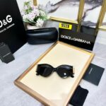 D&G C09P06-1 Sunglasses - Black Frame, UV Protection - Image 4