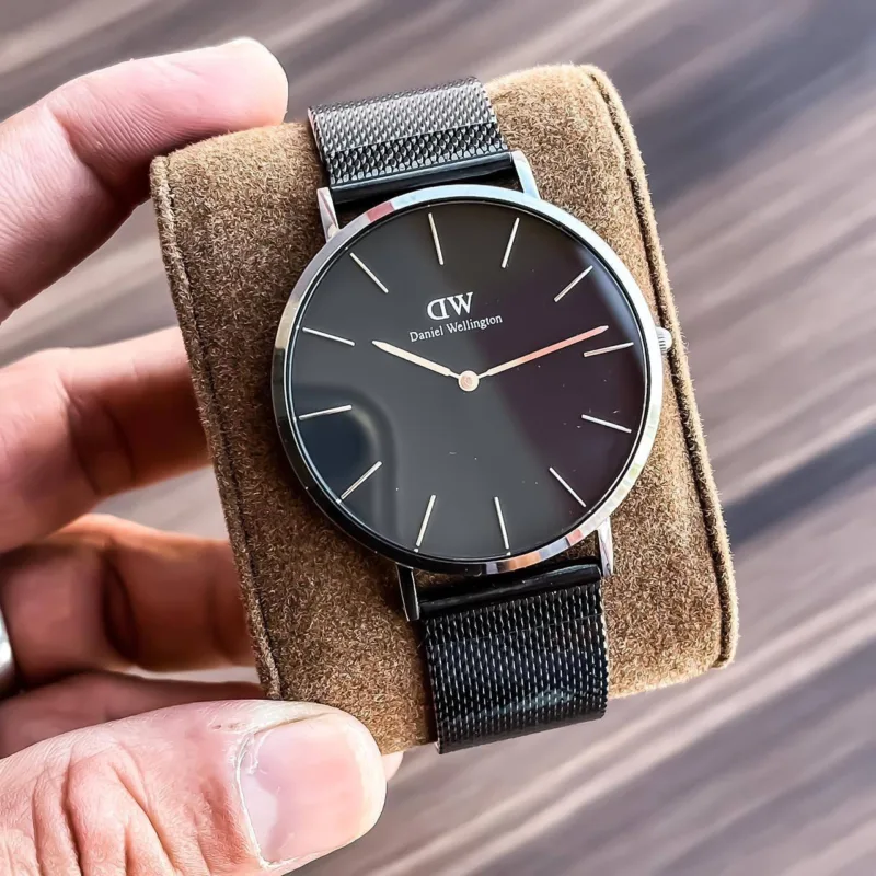 Daniel-Wellington-DW-Black-32mm-Quartz-Watch-1 Daniel Wellington DW Black 32mm Quartz Watch - Image 1