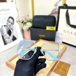 Gucci Women Sunglass Black Frame UV Protected - Image 2