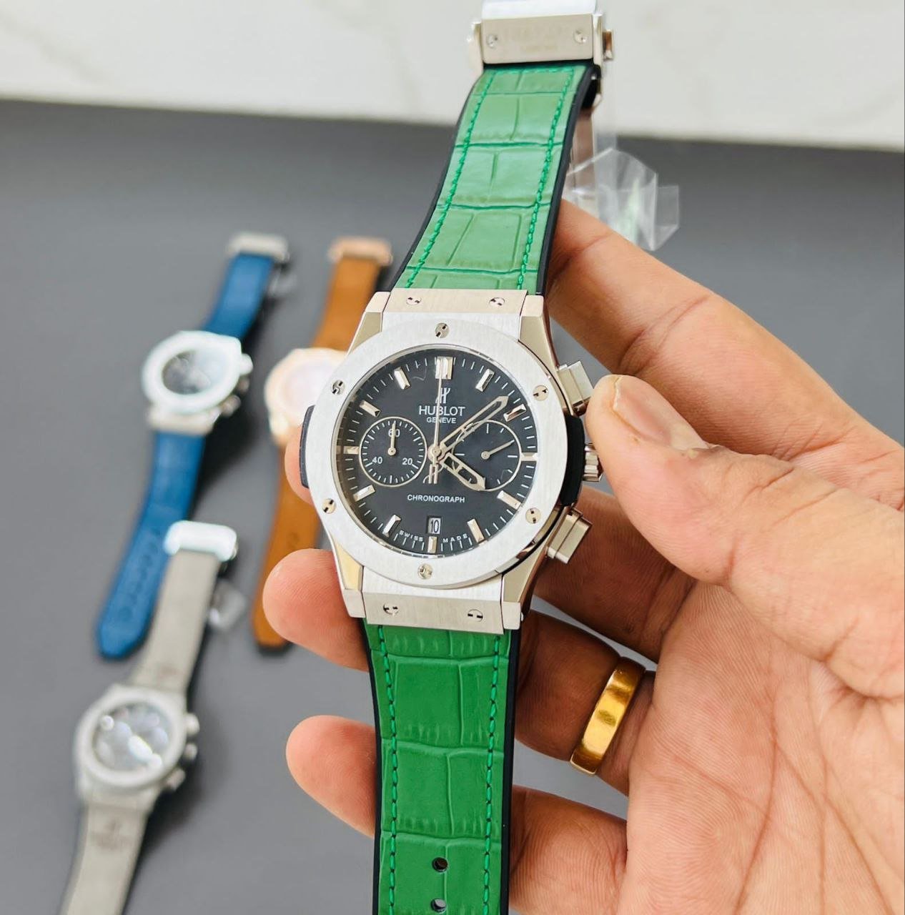 Hublot-Big-Bang-Green-Analog-Quartz-40MM-1 Hublot Big Bang Green Analog Quartz 40MM - Image 1