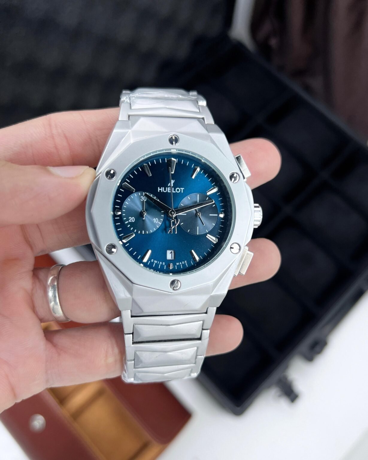 Hublot-Big-Bang-Midnight-Blue-Diamond-Cut-40mm-Quartz-1 Hublot Big Bang Midnight Blue Diamond Cut 40mm Quartz - Image 1