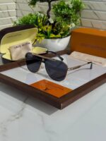 Louis Vuitton Aviator Men's Sunglasses Gold-Black - Image 5
