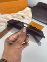 Louis Vuitton Rimless Shield Black-Gold Sunglasses - Image 3