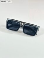 Louis Vuitton Square Black Sunglasses 1984 Plastic - Image 3