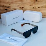 Marc Jacobs Signature Square Gradient Black-Gold Sunglasses