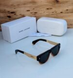 Marc Jacobs Signature Square Gradient Black-Gold Sunglasses - Image 2