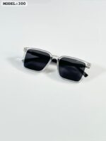 Marc Jacobs Sunglasses Men Black Frame Grey Lens - Image 3