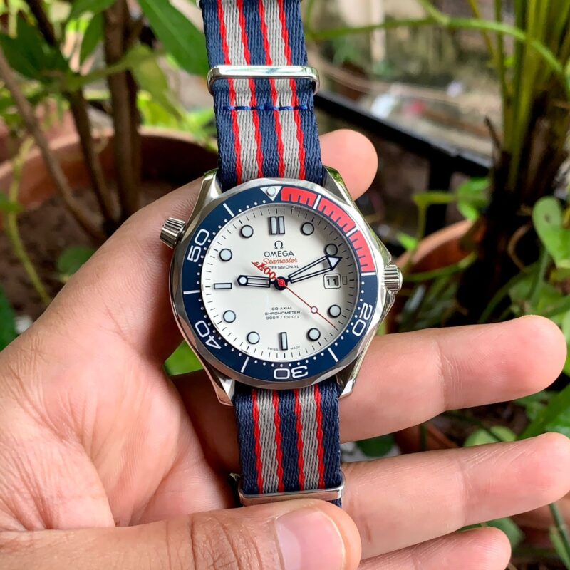 Omega-Seamaster-Commander-007-Blue-Red-Automatic-41mm-1 Omega Seamaster Commander 007 Blue-Red (Automatic 41mm) - Image 1