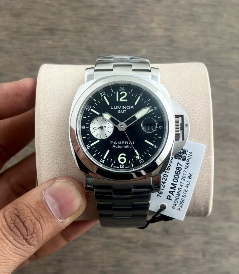 Panerai-Luminor-GMT-Automatic-Black-44mm-1 Panerai Luminor GMT Automatic Black 44mm - Image 1