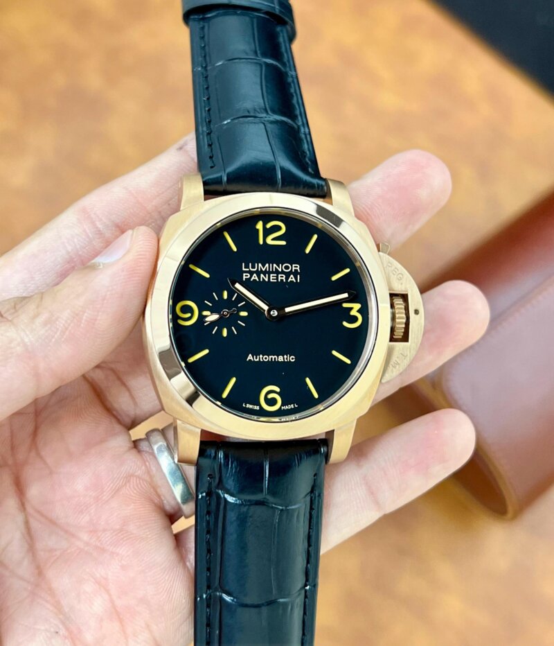 Panerai-Luminor-PAM00067-Black-Dial-42mm-Automatic-1 Panerai Luminor PAM00067 Black Dial 42mm Automatic - Image 1