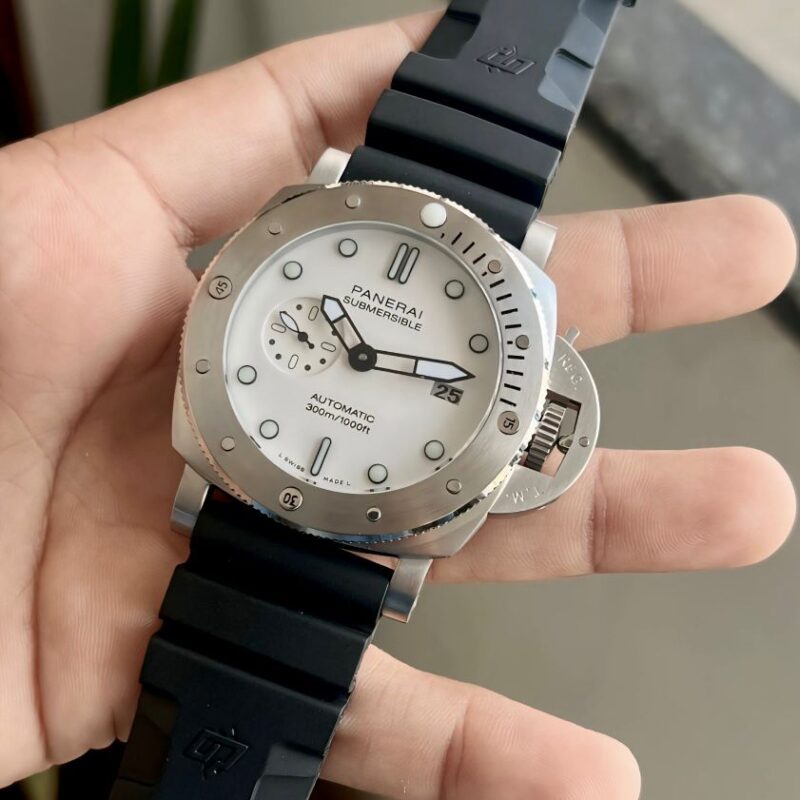 Panerai-Submersible-Bianco-PAM02223-Stainless-Steel-Quartz-40mm-1 Panerai Submersible Bianco PAM02223 Stainless Steel Quartz 40mm - Image 1