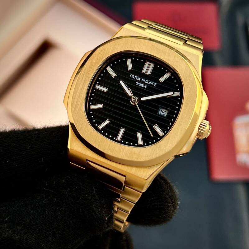 Patek-Philippe-Nautilus-Ever-Gold-42mm-Quartz-1 Patek Philippe Nautilus Ever Gold 42mm Quartz - Image 1
