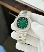 Patek Philippe Nautilus Green Dial 42mm Automatic - Image 2