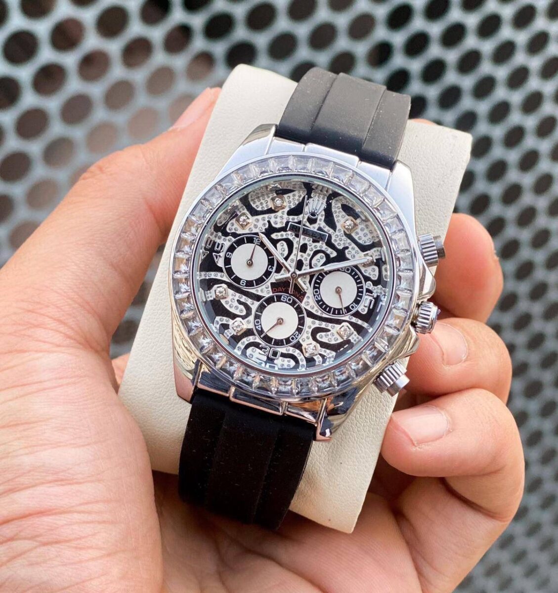 Rolex-Daytona-Silver-Chronograph-12H-Dial-Quartz-1 Rolex Daytona Silver Chronograph 12H Dial Quartz - Image 1