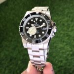 Rolex Submariner Silver Black 40mm Automatic - Image 3