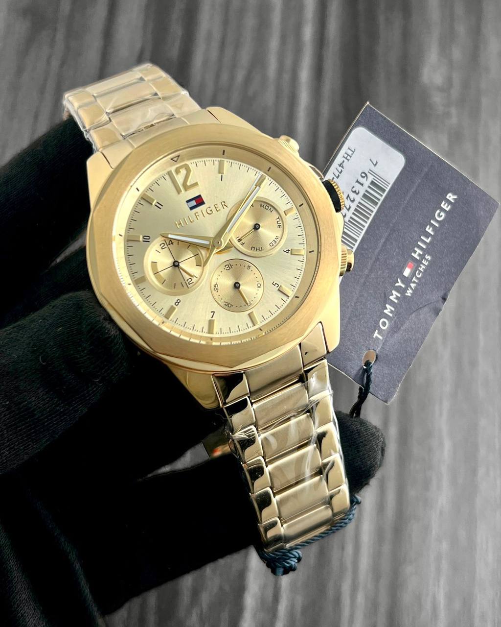 Tommy-Hilfiger-Th1792060-Gold-Dial-Steel-Strap-Quartz-40mm-1 Tommy Hilfiger Th1792060 Gold Dial Steel Strap Quartz 40mm - Image 1